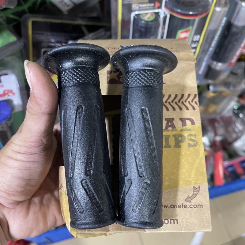 Cặp Gù & Bao Tay Salaya Inox Thái Cực kỳ Sáng Bóng Gắn Cho Tất Cả Các Loại Xe Gắn Máy “