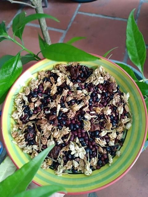 1KG TRÀ GẠO LỨT ĐẬU ĐEN HOA NHÀI, LÁ SEN RANG SẴN
