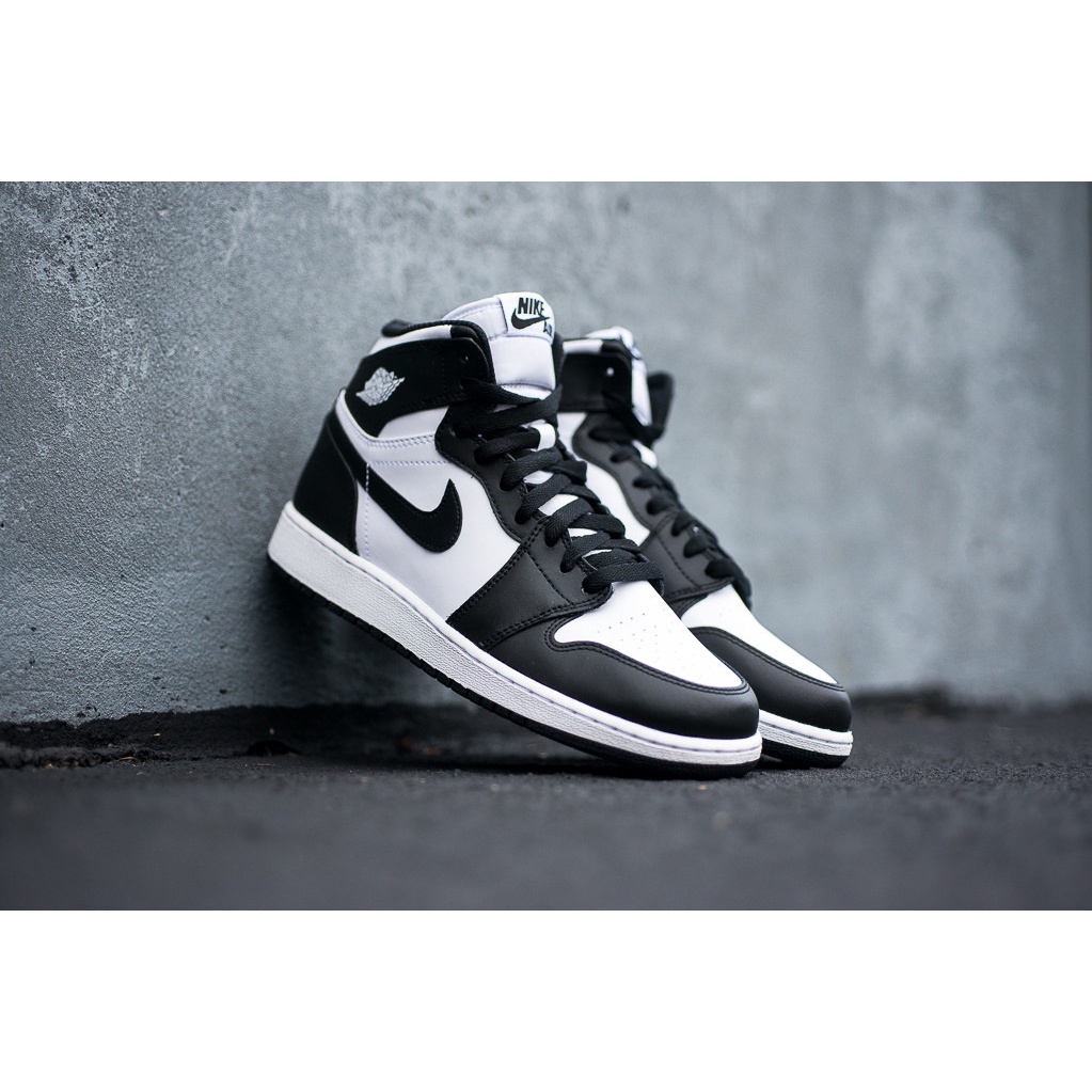 [The Blockhouse] Giày Jo Đừn 1 Mid Black White (J1 cao đen trắng)