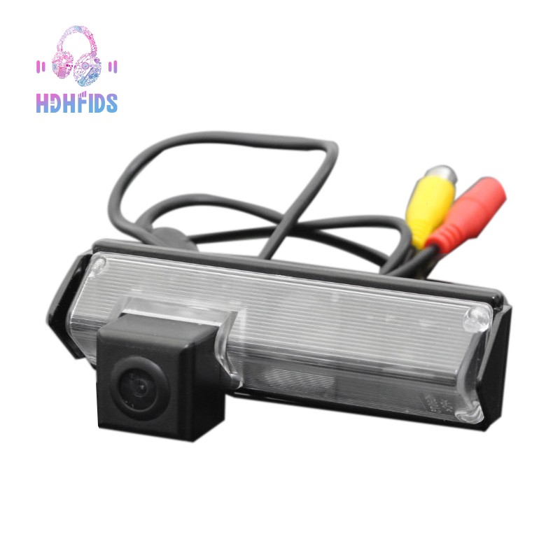 Bộ máy quay gắn đuôi xe hơi ống kính 2.8mm kích thước 9.9x3.5cm kèm cáp video và dây điện tiện dụng | BigBuy360 - bigbuy360.vn