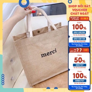 Túi cói merci màu sáng, có đệm đáy giữ form túi, có lót trong