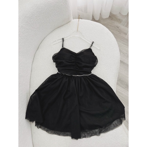 ĐẦM ĐEN 2S NHÍU NGỰC XOÈ PHỒNG