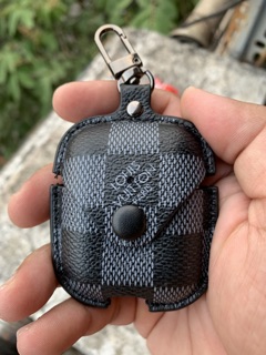 Case bảo vệ Airpods xa xỉ 03