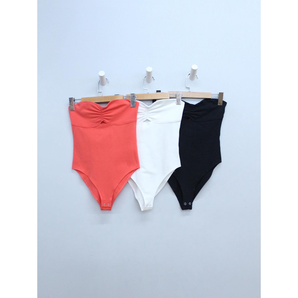 Q9503 - Bodysuit cup ngực F21 nhún thun ngực, trơn