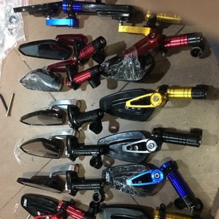 Gương gù bắt chân kính