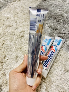 Kem đánh răng làm trắng răng Odol-med 3 Extra White