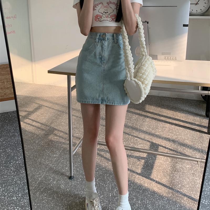 Chân Váy Chữ A Ngắn Vải Jean Mềm Mịn Thiêu Hoa 2 Túi Sau Chân Váy Bò Denim  Lưng Cao Chữ A Ulzzang Hàn Quốc Cv25701