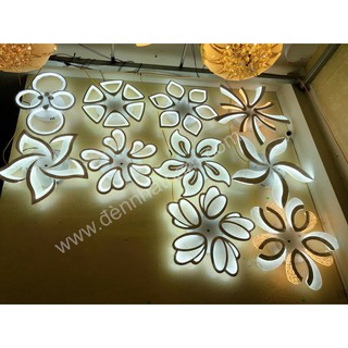 Đèn áp trần hiện đại 5 cánh V7