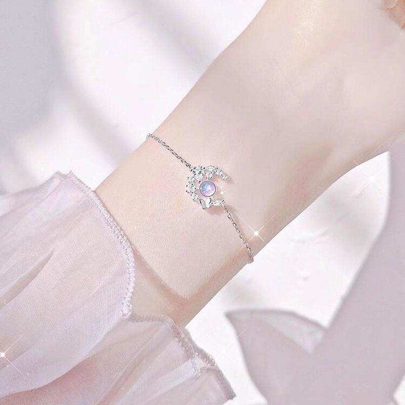 Vòng tay mặt hình bươm bướm/ mặt trăng đính đá lấp lánh phong cách Hàn Quốc dành cho nữ