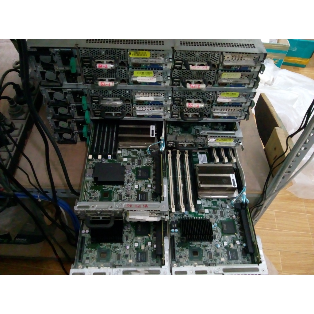 Máy chủ Dell C6100 Blade server Bearbone - 2U 4 nodes socket 1366 siêu bền, đa dụng, linh hoạt và mạnh mẽ
