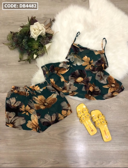 Set đồ đũi nữ quần đùi phối áo 2 dây siêu mát siêu sang siêu đẹp nha mn 😘😘😘 | BigBuy360 - bigbuy360.vn