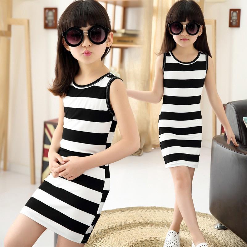 Đầm sát nách họa tiết sọc ngang xinh xắn dành cho bé gái