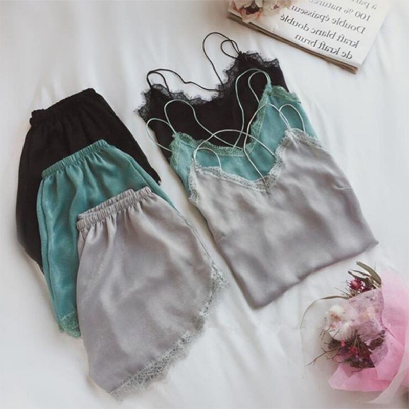 Bộ áo ngủ 2 dây màu trơn kèm quần ngắn thời trang cho nữ | BigBuy360 - bigbuy360.vn