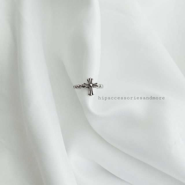 Nhẫn chữ thập chromeheart