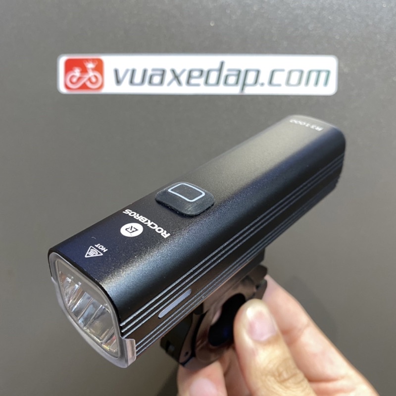 Đèn trước xe đạp Rockbros R3-1000 siêu sáng 1000 Lumen Pin 4800mAh Chống nước Sạc USB