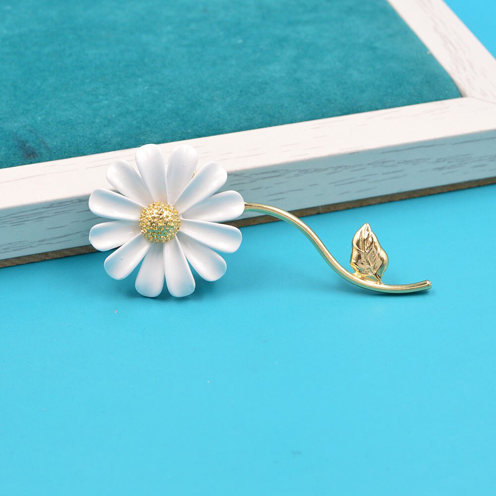 Ghim Cài Áo Hình Hoa Cúc Màu Trắng Tráng Men Chất Lượng Cao Thời Trang Cho Nam Và Nữ