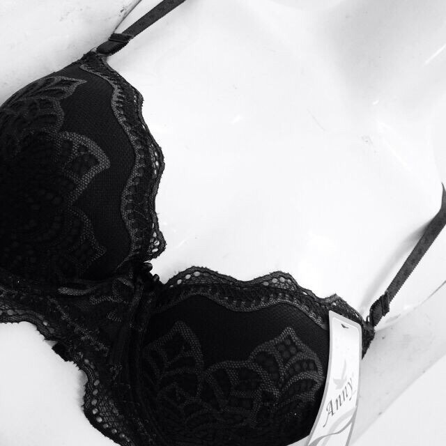 (2233)áo lót thái ren mỏng bát to