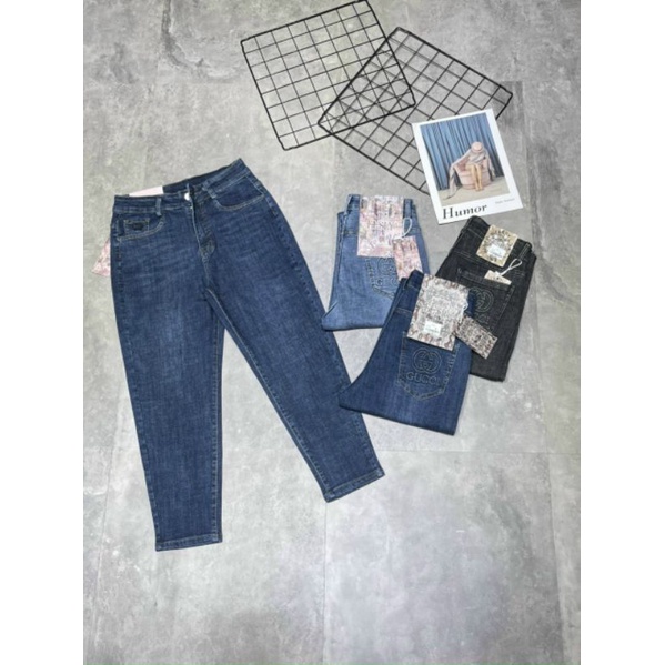 Quần Jeans Nữ Baggy Chữ Nổi Túi Sau Cạp Cao [Ảnh Thật]