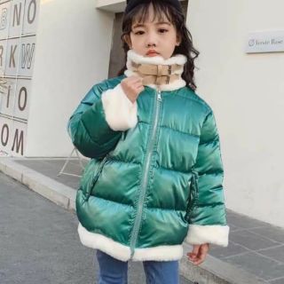 Áo phao viền lông trẻ em