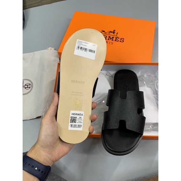 Dép lê nam ℍ𝕖𝕣𝕞𝕖𝕤 đen sần đế gỗ fullbox