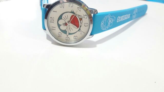 Đồng hồ trẻ em Doremon hiển thị rõ số | BigBuy360 - bigbuy360.vn
