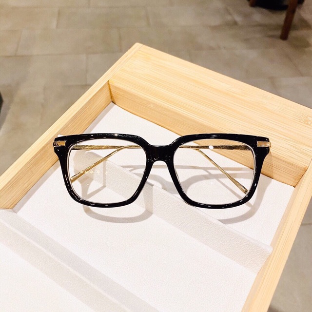 BÁNLỖ ĐỔI 5 SAO _[GIÁ SỈ] KÍNH CHỮ V GỌNG TRONG CHÂN KIM LOẠI VÀNG BẠC CỰC ĐẸP KÍNH V GIẢ CẬN MẪU MỚI HỌT | BigBuy360 - bigbuy360.vn