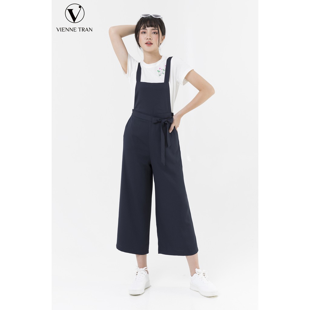 [Mã WABRHI5 giảm 15% đơn 599K] Quần yếm buộc nơ VIEN TRAN V64W19H002-LPS32 (Xanh tím than)