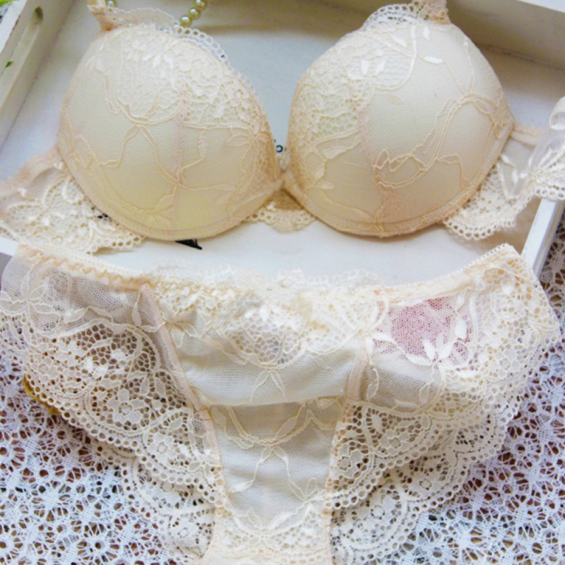 Set nội y phối ren gợi cảm cho nữ