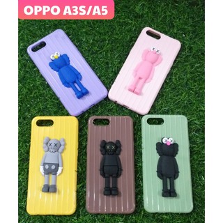 OPPO A3S / A5 Ốp Lưng dẻo màu thiết kế vân chiếc vali gắn hình KAWS siêu hót