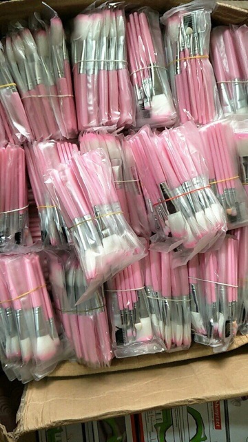 🌈🌈🌈 BỘ CHỔI TRANG ĐIỂM SIÊU HÓT 18.000₫ | BigBuy360 - bigbuy360.vn