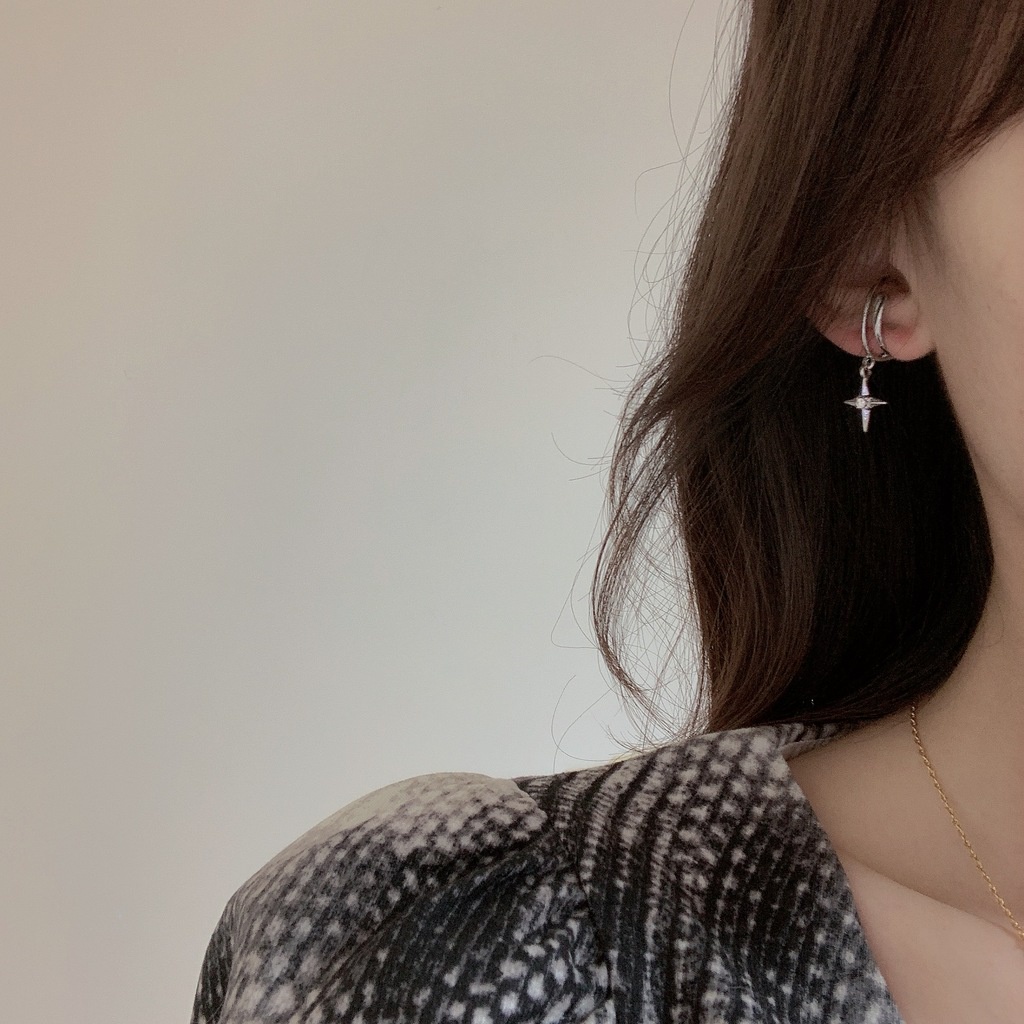 Khuyên Kẹp Vành Tai Đơn Giản Không Xỏ Lỗ Hình Ngôi Sao/Ánh Sáng Lạnh Đơn Giản Chất Lượng Cao