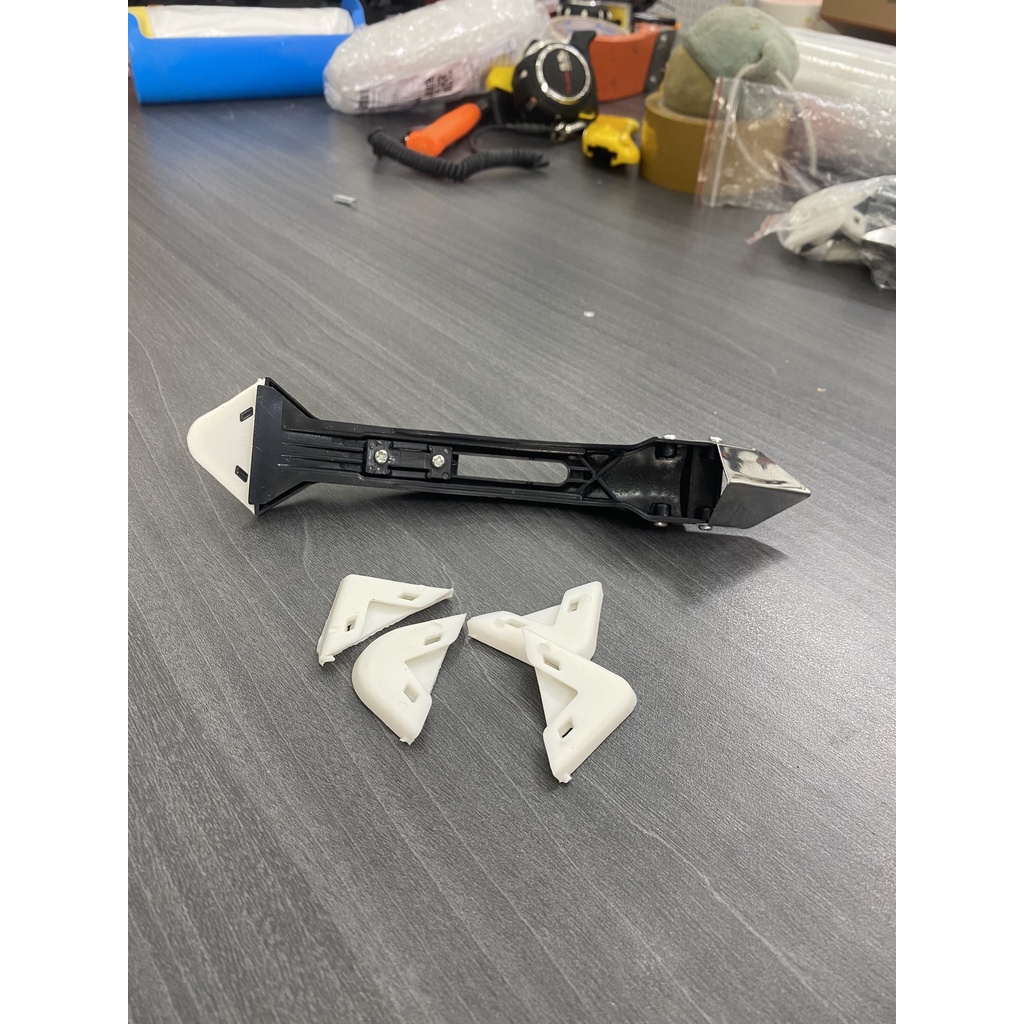 Dụng cụ cạo keo silicon đầu kim loại kèm loại tặng kèm 5 đầu