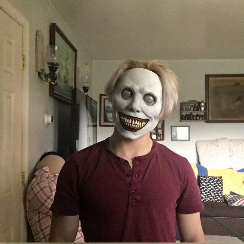 Mặt nạ hoá trang Halloween mặt nạ kinh dị Exorcist Smile