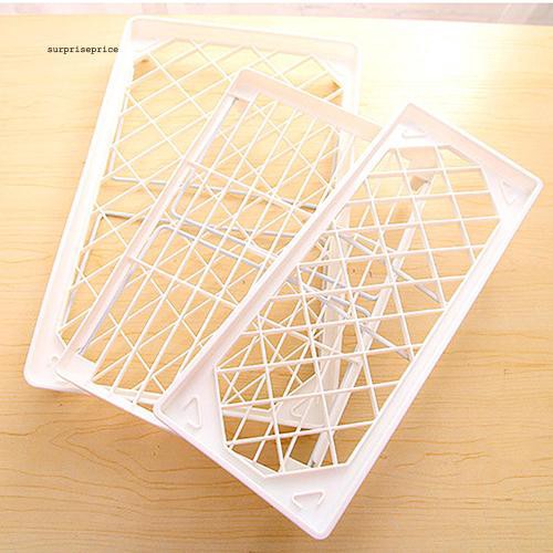 Kệ để đồ 2 tầng bằng nhựa màu trắng xinh xắn tiện dụng