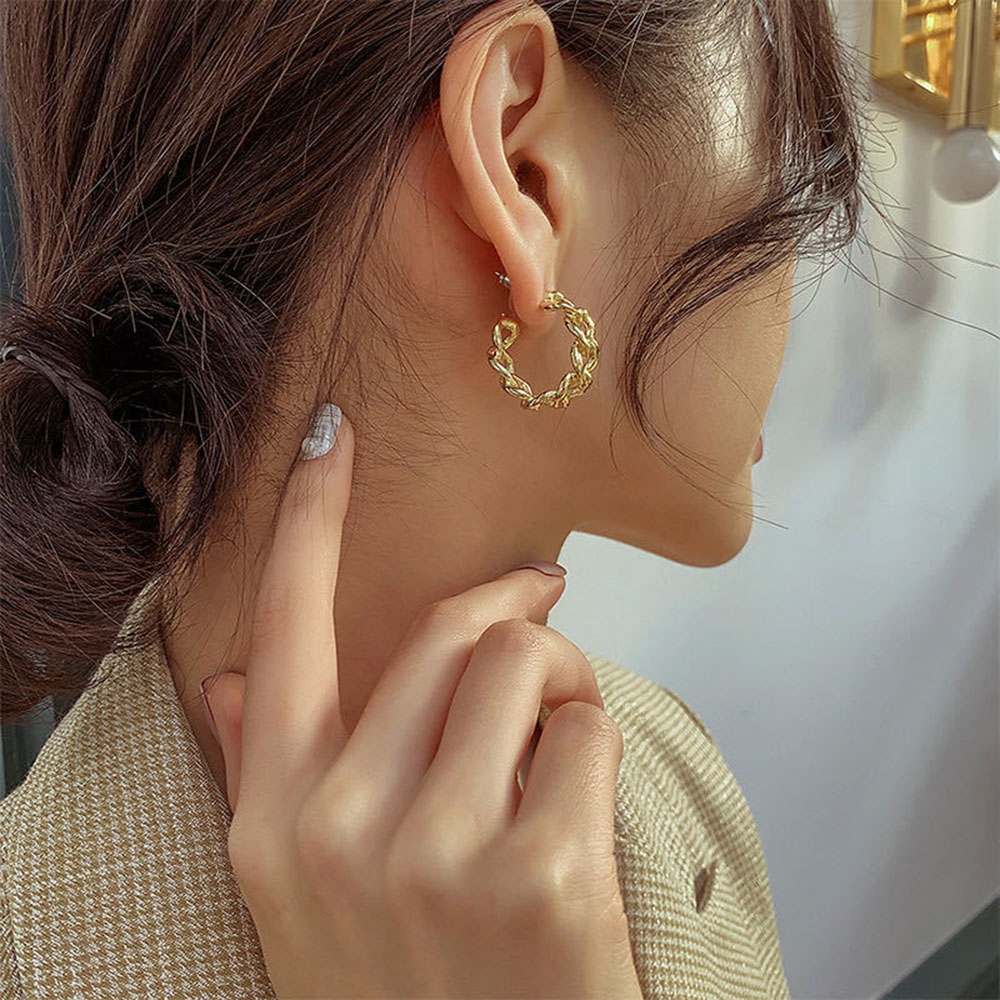 Khuyên tai tròn hình dáng mắc xích màu vàng phong cách thời trang Hàn Quốc