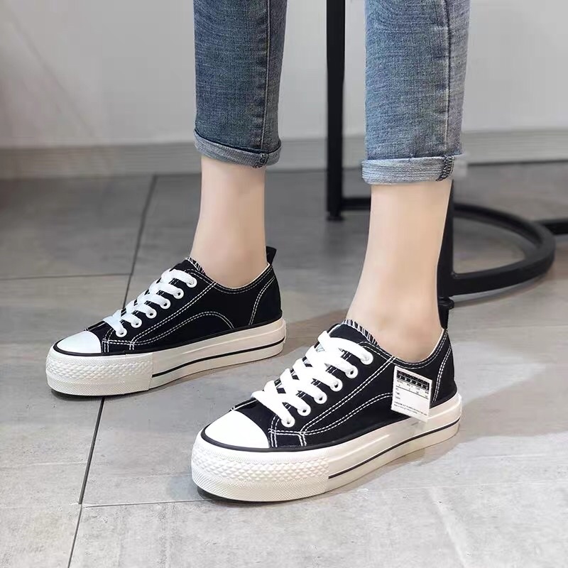 Giày cvss nữ độn đế cổ thấp gắn mác Cao Cấp X666 - giày sneaker nữ đế cao 2 màu siêu xinh