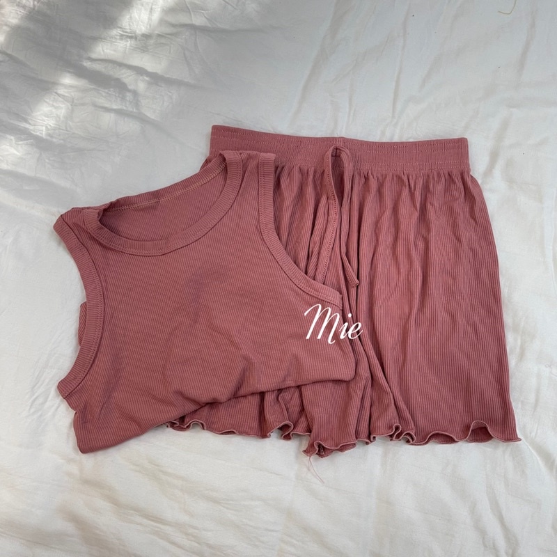 BỘ NGỦ CROPTOP MẶC NHÀ COTTON SIÊU MÁT MIE LOVE | BigBuy360 - bigbuy360.vn