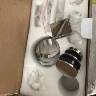 Phụ kiện cửa lùa kính cường lực VVP