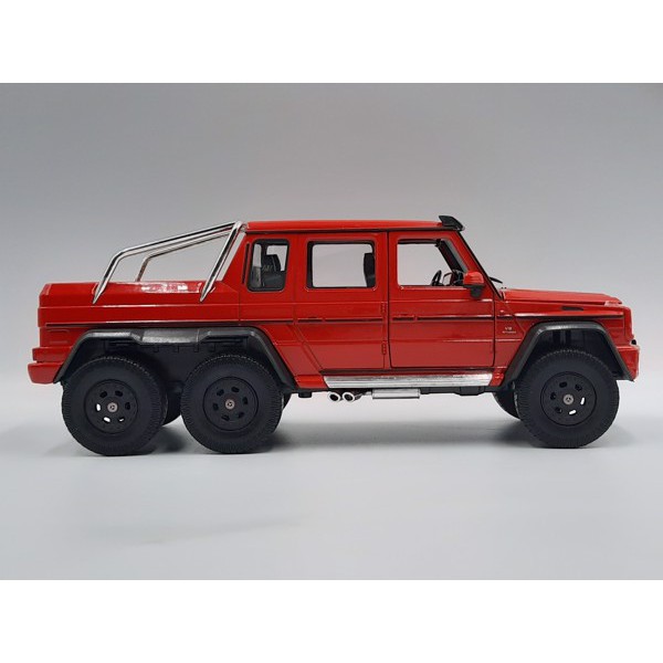 Xe Mô Hình Mercedes Benz G63 6X6 1:24 Welly ( Đỏ )