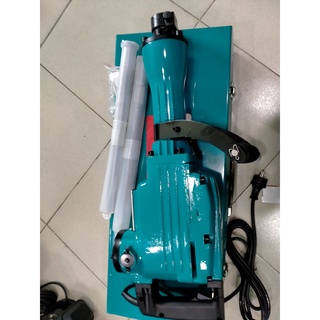 Máy đục bê tông 30mm makita giá rẻ + tặng 2 mũi đục