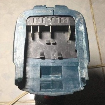 Đế chuyển Dewalt sang Bosch