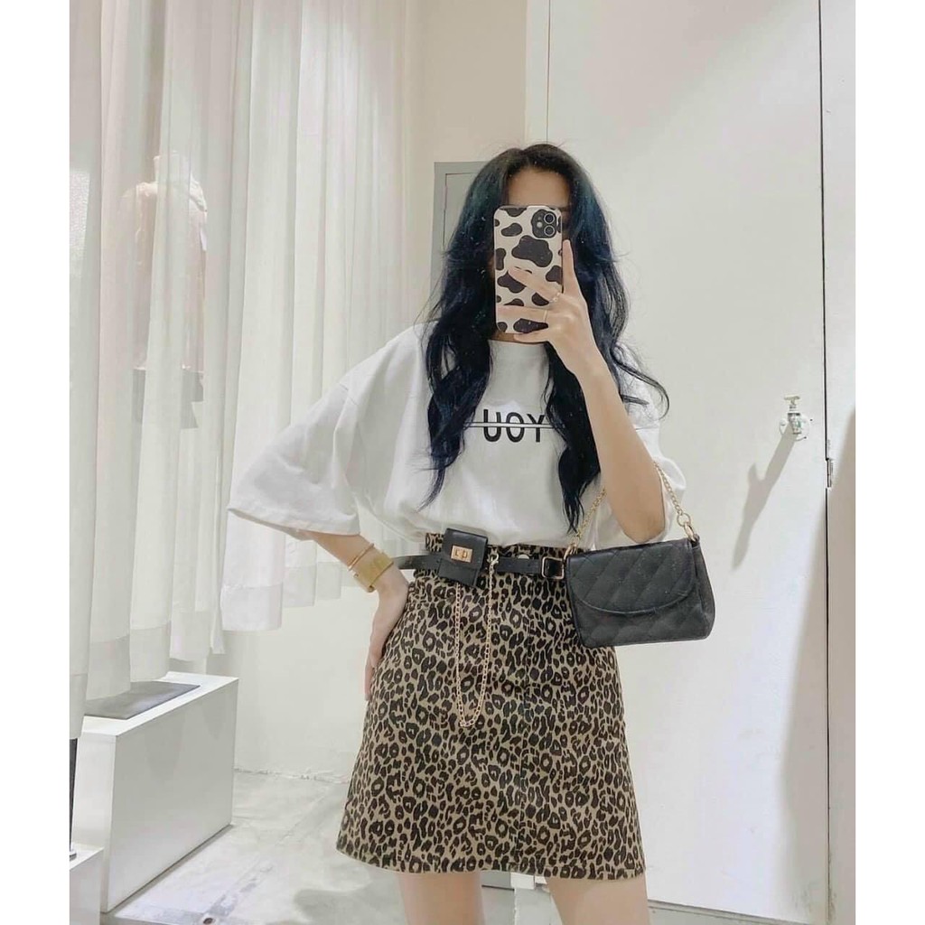 Set chân váy da beo áo phông trắng , chân váy ngắn mix áo phông form rộng mặc siêu xinh AD78 | BigBuy360 - bigbuy360.vn