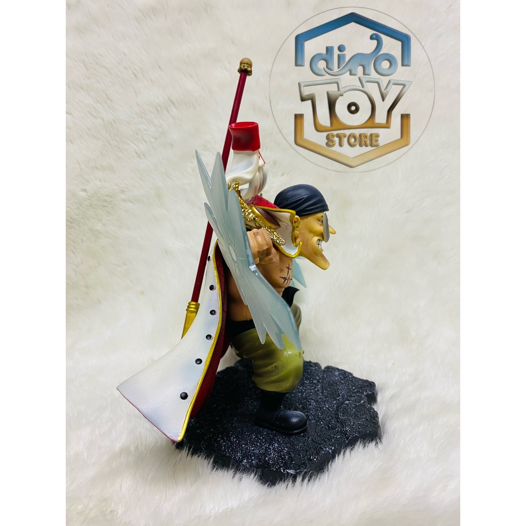 Mô hình Chibi Tứ Hoàng Râu Trắng - One piece