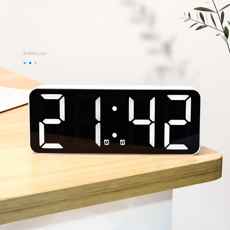 Đồng Hồ Báo Thức Kỹ Thuật Số 3 Mức Độ Sáng