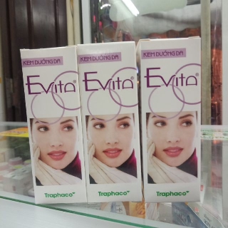 KEM DƯỠNG DA EVITA