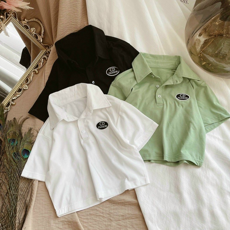 Áo croptop cổ bẻ