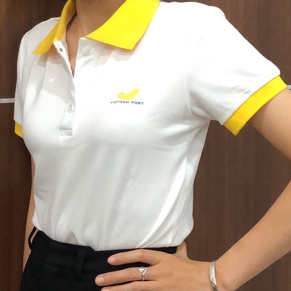 Áo Thun Nữ Trắng Cổ Vàng Thương Hiệu Bưu Điện Việt Nam Chính Hãng VnPost