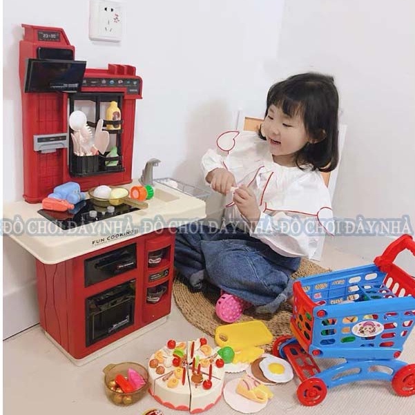 Đồ chơi nấu ăn, nhà bếp cho bé phong cách hiện đại châu Âu- Đồ chơi đầy nhà