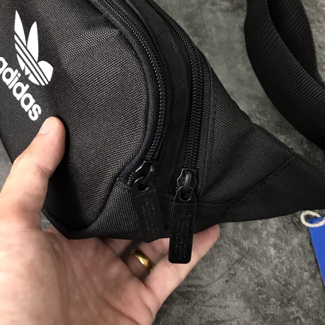 Essential Crossbody Bags in Black