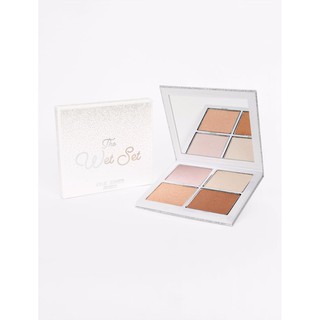 Phấn bắt sáng The Wet set Pressed Illuminating Powder Kylie cosmetics
